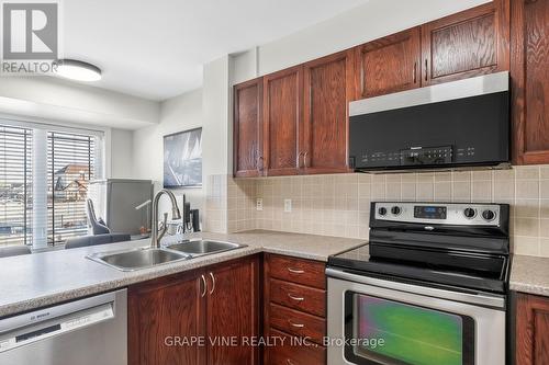 755 Lakeridge Drive, Ottawa, ON - Indoor Photo Showing Kitchen With Double Sink