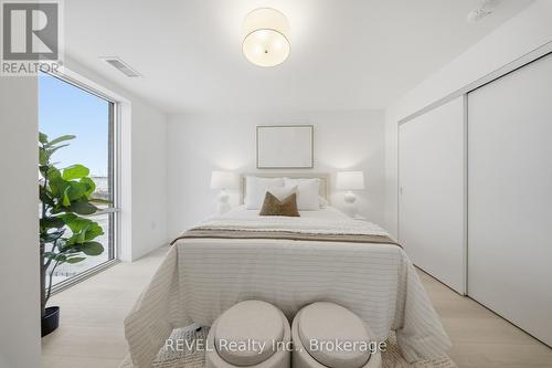 605 - 118 West Street, Port Colborne (Sugarloaf), ON - Indoor Photo Showing Bedroom