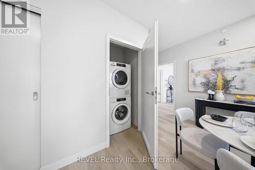 605 - 118 West Street, Port Colborne (Sugarloaf), ON - Indoor Photo Showing Laundry Room