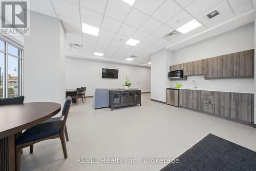 605 - 118 West Street, Port Colborne (Sugarloaf), ON - Indoor