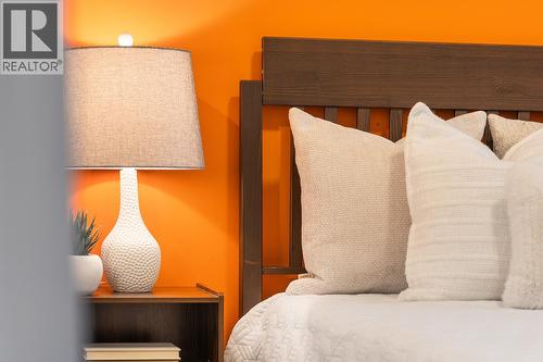 1775 Chapman Place Unit# Ph12, Kelowna, BC - Indoor Photo Showing Bedroom