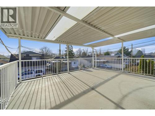 154 E 64Th Avenue, Vancouver, BC - Outdoor With Exterior