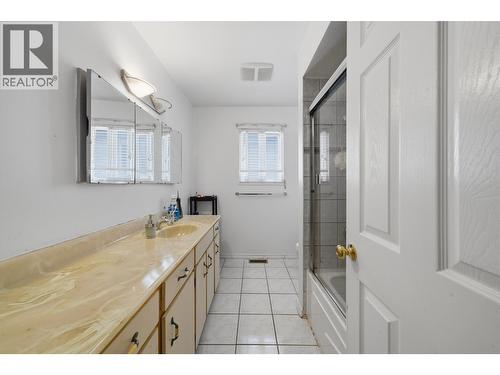 154 E 64Th Avenue, Vancouver, BC - Indoor Photo Showing Bathroom