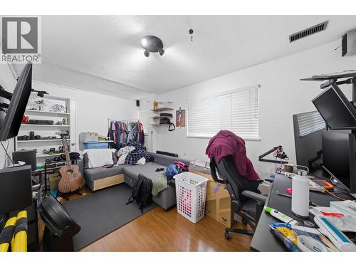 154 E 64Th Avenue, Vancouver, BC - Indoor