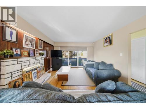 154 E 64Th Avenue, Vancouver, BC - Indoor Photo Showing Living Room