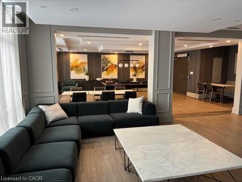 470 Dundas Street E Unit# 1009, Waterdown, ON - Indoor Photo Showing Living Room