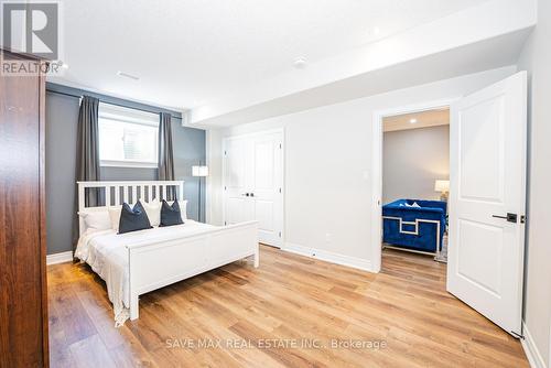 11 - 2848 King Street, Lincoln, ON - Indoor Photo Showing Bedroom