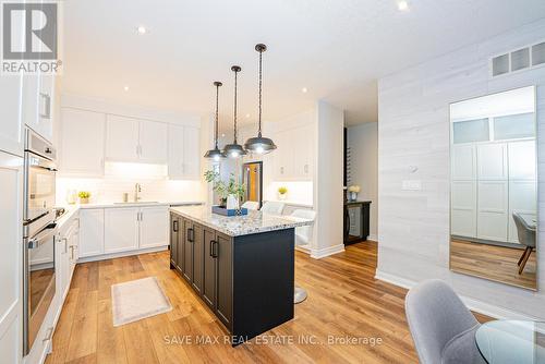 11 - 2848 King Street, Lincoln, ON - Indoor Photo Showing Kitchen With Upgraded Kitchen