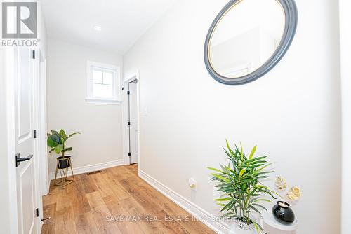 11 - 2848 King Street, Lincoln, ON - Indoor Photo Showing Other Room