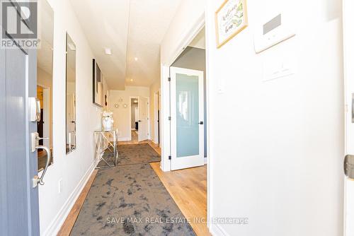 11 - 2848 King Street, Lincoln, ON - Indoor Photo Showing Other Room