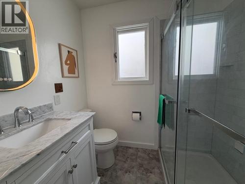 3039 Ridgeview Drive, Prince George, BC - Indoor Photo Showing Bathroom