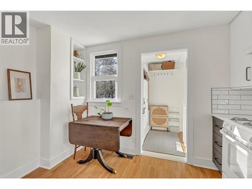 10120 Julia Street, Summerland, BC - Indoor Photo Showing Other Room