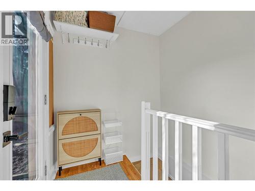 10120 Julia Street, Summerland, BC - Indoor Photo Showing Other Room