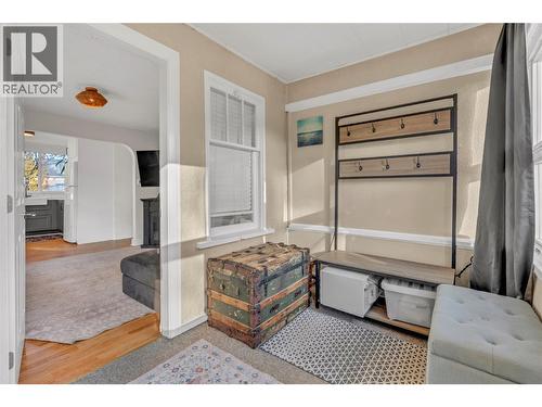 Sunroom - 10120 Julia Street, Summerland, BC - Indoor Photo Showing Other Room