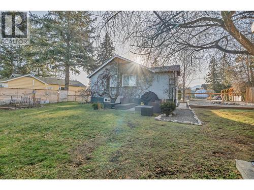 10120 Julia Street, Summerland, BC - Outdoor