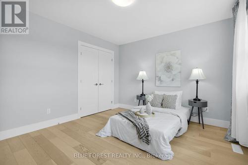 2190 Bakervilla Street, London South (South V), ON - Indoor Photo Showing Bedroom
