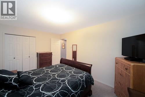 2401 12Th Street N Unit# 20, Cranbrook, BC - Indoor Photo Showing Bedroom
