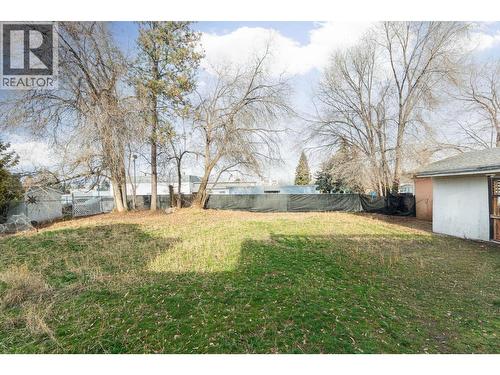 698 Balsam Road, Kelowna, BC - Outdoor