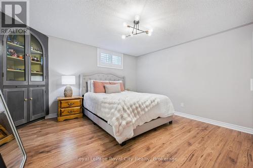 Basement Den/Bedroom - 18 Uplands Place, Guelph (Victoria North), ON - Indoor Photo Showing Bedroom