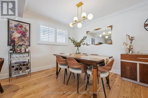18 Uplands Place, Guelph (Victoria North), ON - Indoor Photo Showing Dining Room