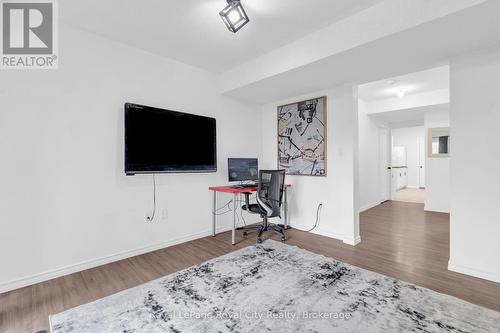 7 - 269 Watson Parkway N, Guelph (Grange Road), ON - Indoor