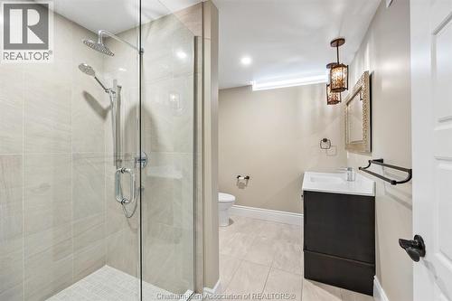 3564 Seven Lakes Drive, Lasalle, ON - Indoor Photo Showing Bathroom