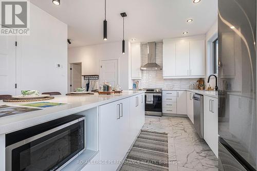 19 Rutile Street, Clarence-Rockland, ON - Indoor Photo Showing Kitchen With Upgraded Kitchen