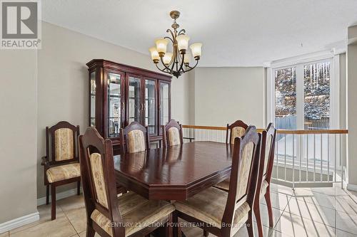 82 Burlington Crescent, Ottawa, ON - Indoor Photo Showing Dining Room