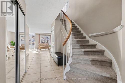 82 Burlington Crescent, Ottawa, ON - Indoor Photo Showing Other Room