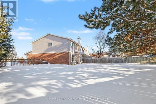 82 Burlington Crescent, Ottawa, ON - Outdoor