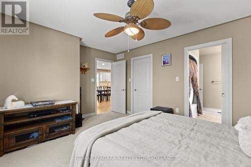 129 Wellbrook Avenue, Welland (Prince Charles), ON - Indoor Photo Showing Bedroom