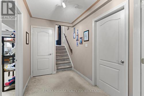 129 Wellbrook Avenue, Welland (Prince Charles), ON - Indoor Photo Showing Other Room