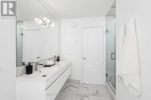 801 Bowercrest Crescent, Ottawa, ON - Indoor Photo Showing Bathroom