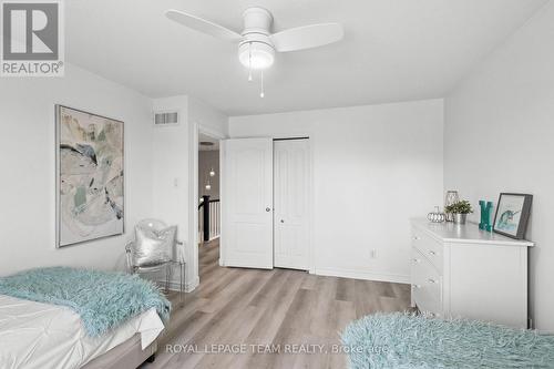 801 Bowercrest Crescent, Ottawa, ON - Indoor Photo Showing Bedroom