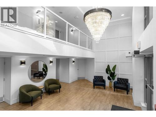 1506 867 HAMILTON STREET  Vancouver, BC V6B 2R7