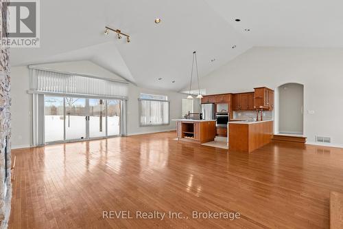 2765 Niagara Parkway, Fort Erie (Black Creek), ON - Indoor