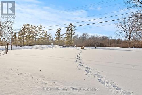 2765 Niagara Parkway, Fort Erie (Black Creek), ON - Outdoor