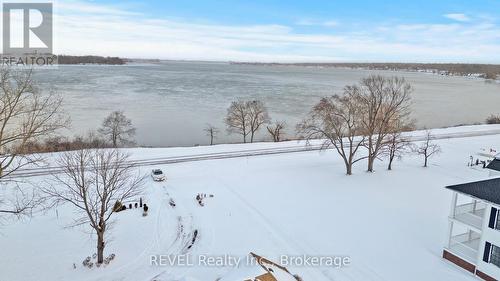 Niagara river view - 2765 Niagara Parkway, Fort Erie (Black Creek), ON - Outdoor With Body Of Water With View