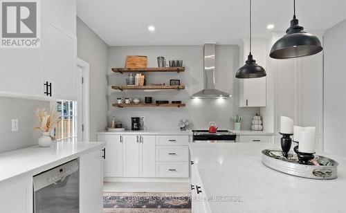 179 Church Street, Georgina, ON - Indoor Photo Showing Kitchen