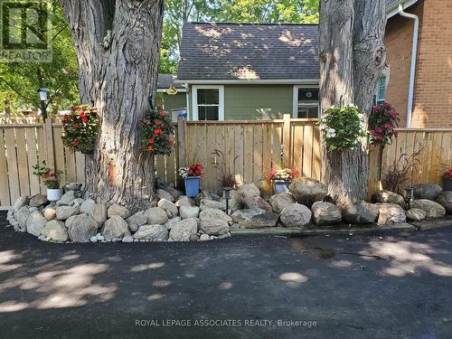 179 Church Street, Georgina, ON - Outdoor