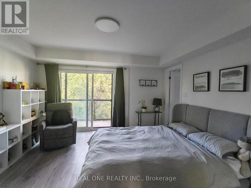 19 Woodstream Drive, Toronto, ON - Indoor Photo Showing Bedroom