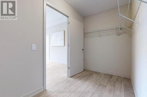 1702 - 458 Richmond Street W, Toronto, ON - Indoor