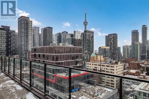 1702 - 458 Richmond Street W, Toronto, ON - Outdoor