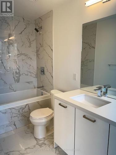 813 - 55 Ontario Street, Toronto, ON - Indoor Photo Showing Bathroom
