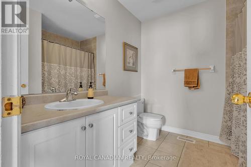 6 Mediterra Drive, Vaughan, ON - Indoor Photo Showing Bathroom