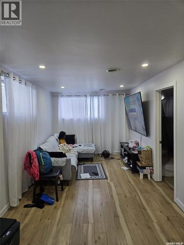 1840 Quebec Street, Regina, SK - Indoor