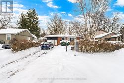 325 DYSON ROAD  Pickering, ON L1W 2N1