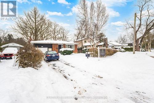 325 Dyson Road, Pickering, ON - Outdoor