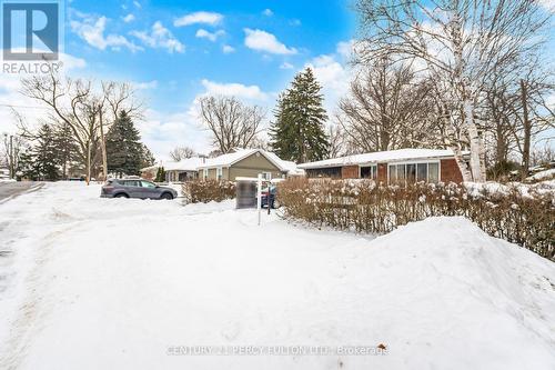 325 Dyson Road, Pickering, ON - Outdoor
