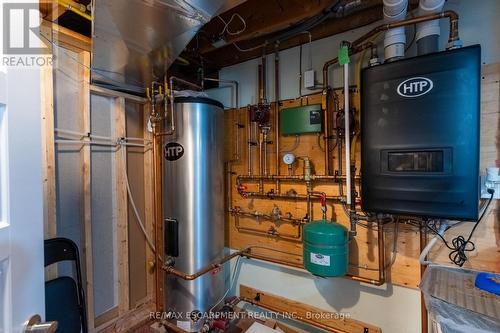 569 Rosseau Road, Hamilton, ON - Indoor Photo Showing Basement